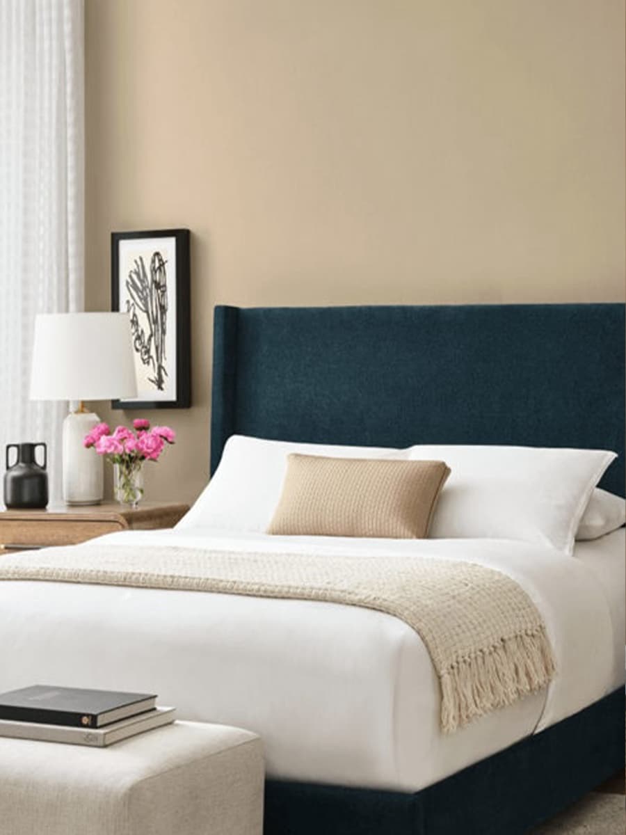 Silhouette AF-655. Benjamin Moore