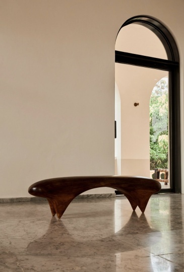 ​Николя Беллаванс-Лекомпт​​ курирует выставку африканского дизайна в Того