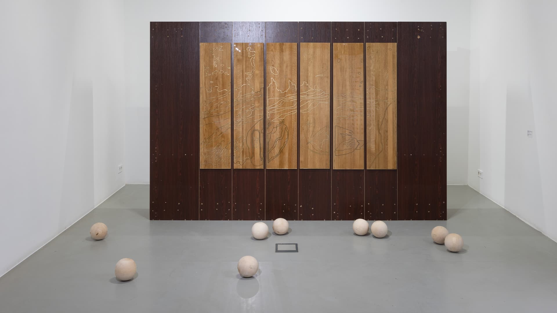 Ирина Иванникова-Давыдова и Василий Кононов-Гредин об интерьере как портрете эпохи и городе как структуре Ирина Иванникова-Давыдова и Василий Кононов-Гредин об интерьере как портрете эпохи и городе как структуре