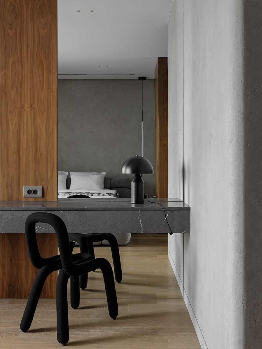 Радиусные объемы и итальянские светильники в интерьере челябинской квартиры — проект Starikova Architects