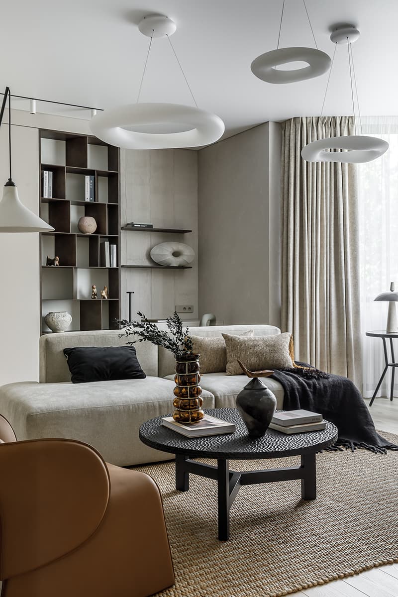 Сдержанный интерьер квартиры с выразительным декором — проект Натальи Чопенко