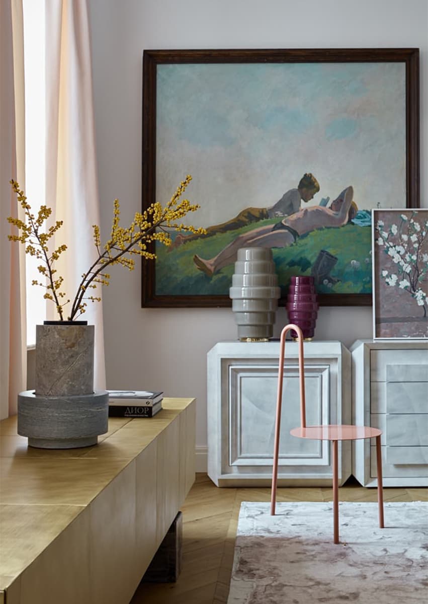 Интерьеры с винтажной мебелью и светом