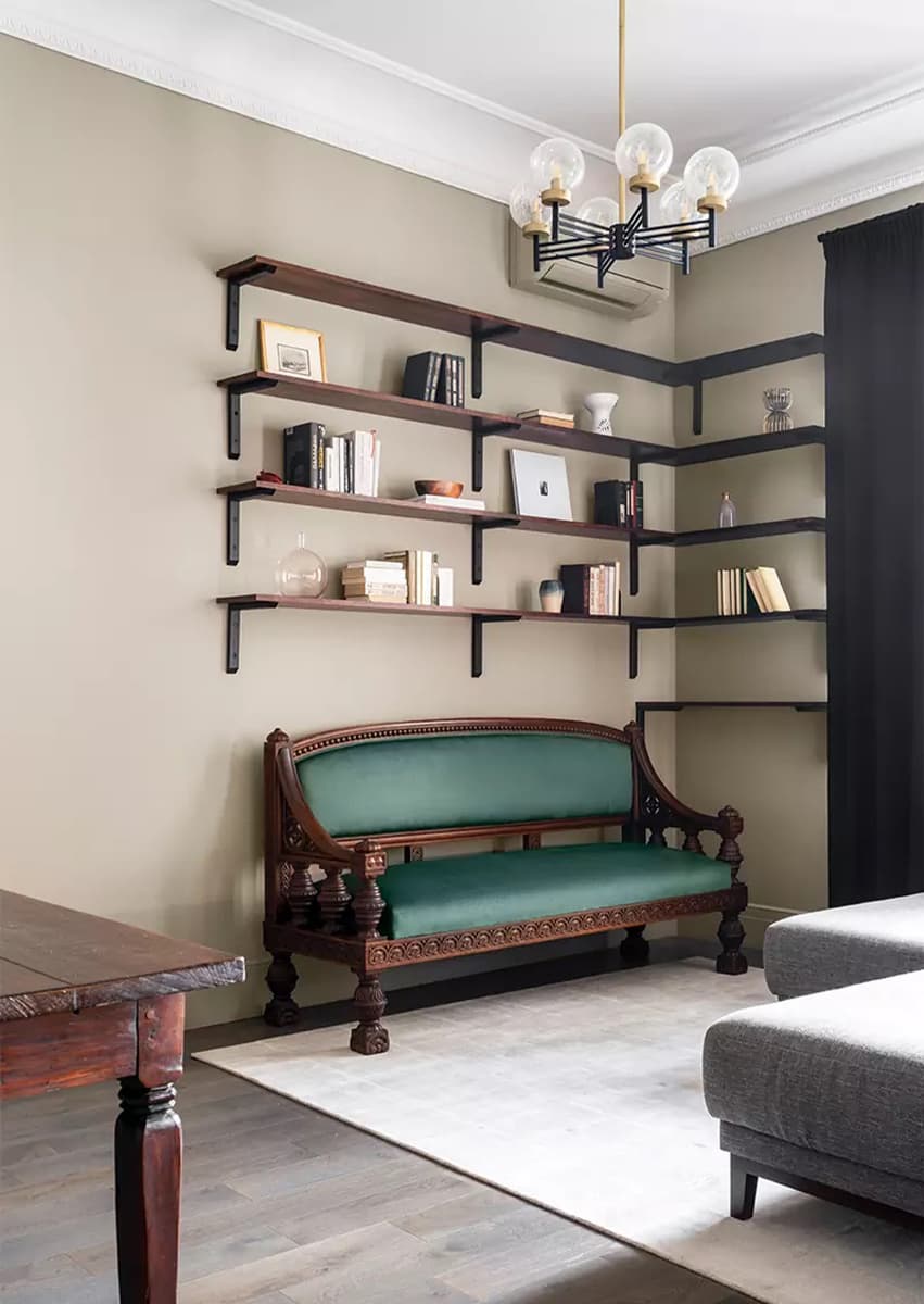 Интерьеры с винтажной мебелью и светом