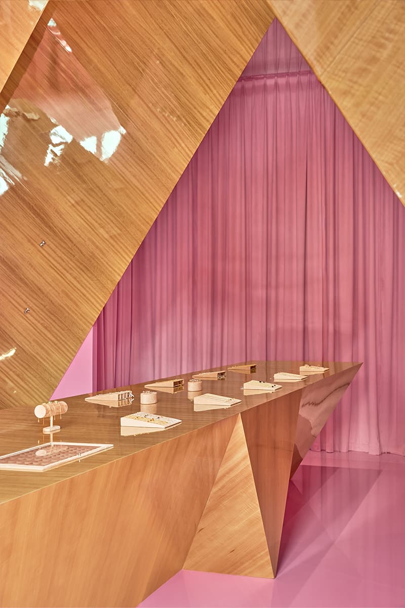 Образы кристаллов в интерьере магазина украшений — проект Елены Локастовой