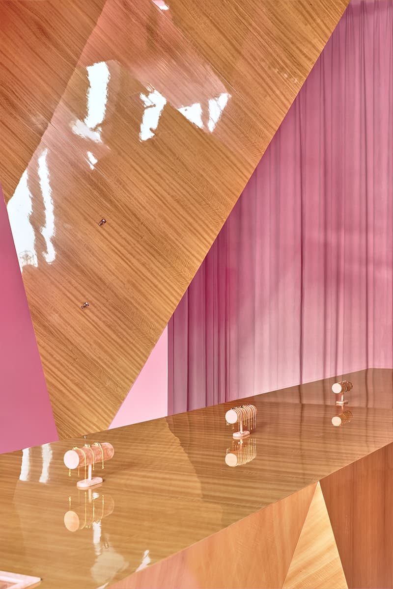 Образы кристаллов в интерьере магазина украшений — проект Елены Локастовой