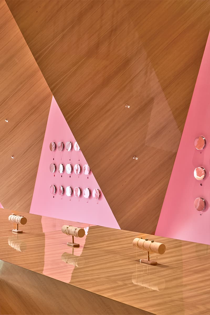 Образы кристаллов в интерьере магазина украшений — проект Елены Локастовой