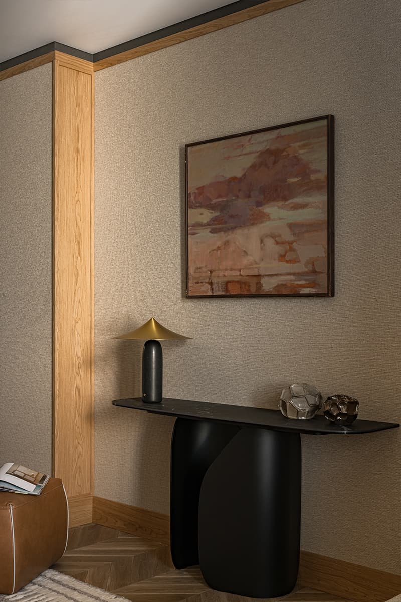 Приятные на ощупь материалы и артефакты прошлого в интерьере квартиры в Екатеринбурге — проект Ирины Чертихиной