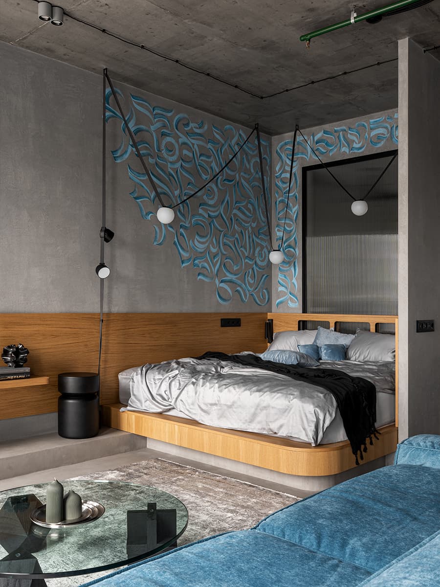 Авторская роспись стен и рифленое стекло в интерьере апартаментов — проект студии дизайна Wellspring