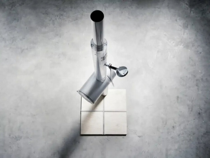 Feuerwasser придумала садовый душ с дровяной печью для нагрева воды