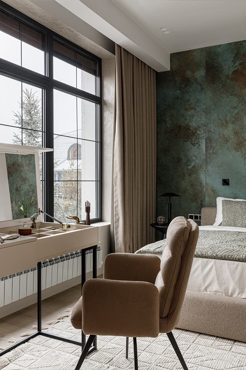 Красочные акценты в интерьере дома в Алматы — проект Илоны Курбановой