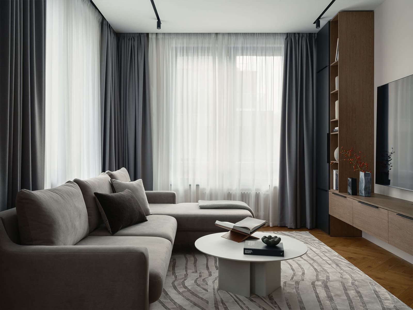 Красные акценты и скрытые двери в современном интерьере квартиры — проект студии Black Wall