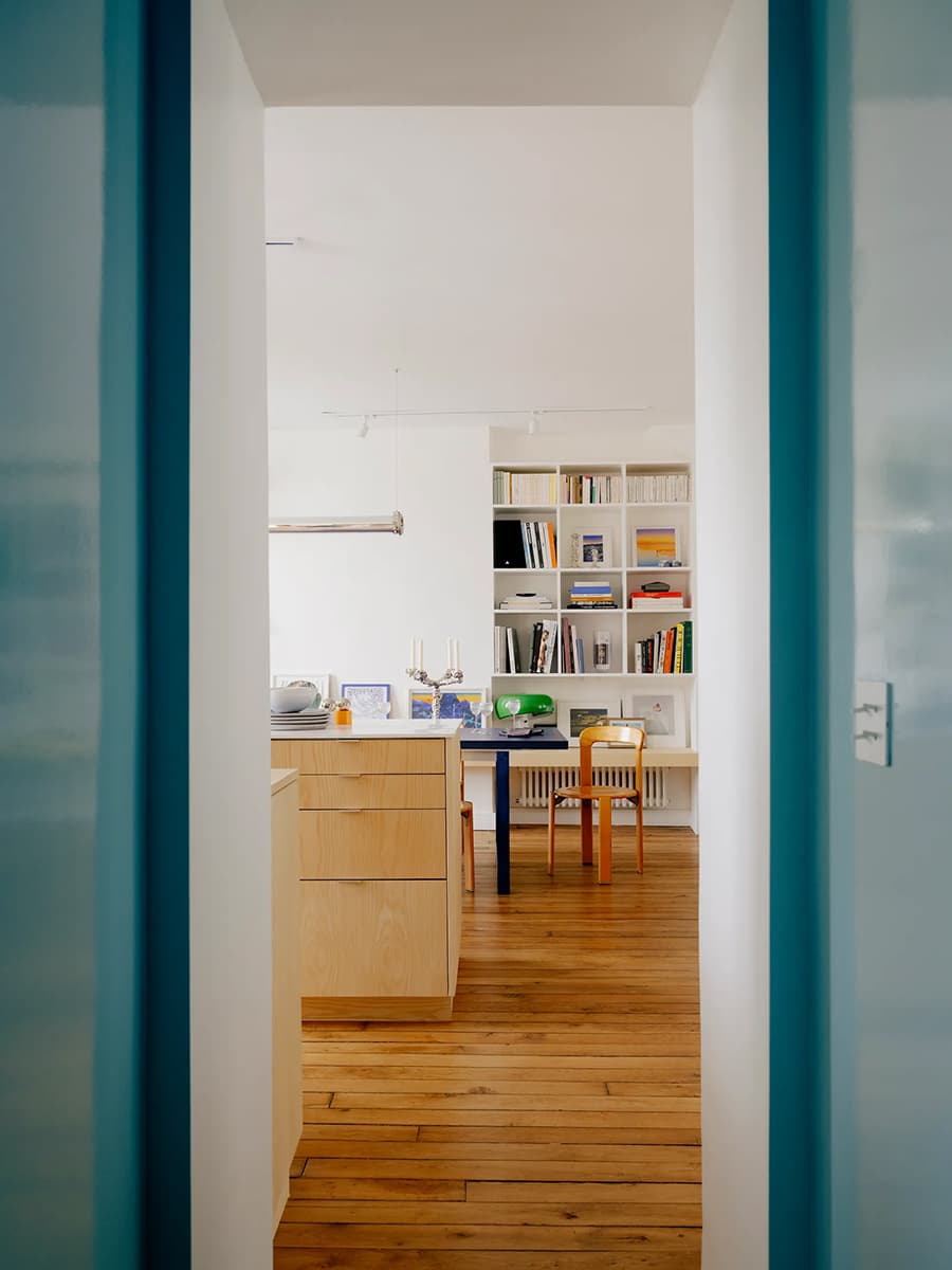 Воздушный интерьер квартиры в голубых тонах — проект PS Studio