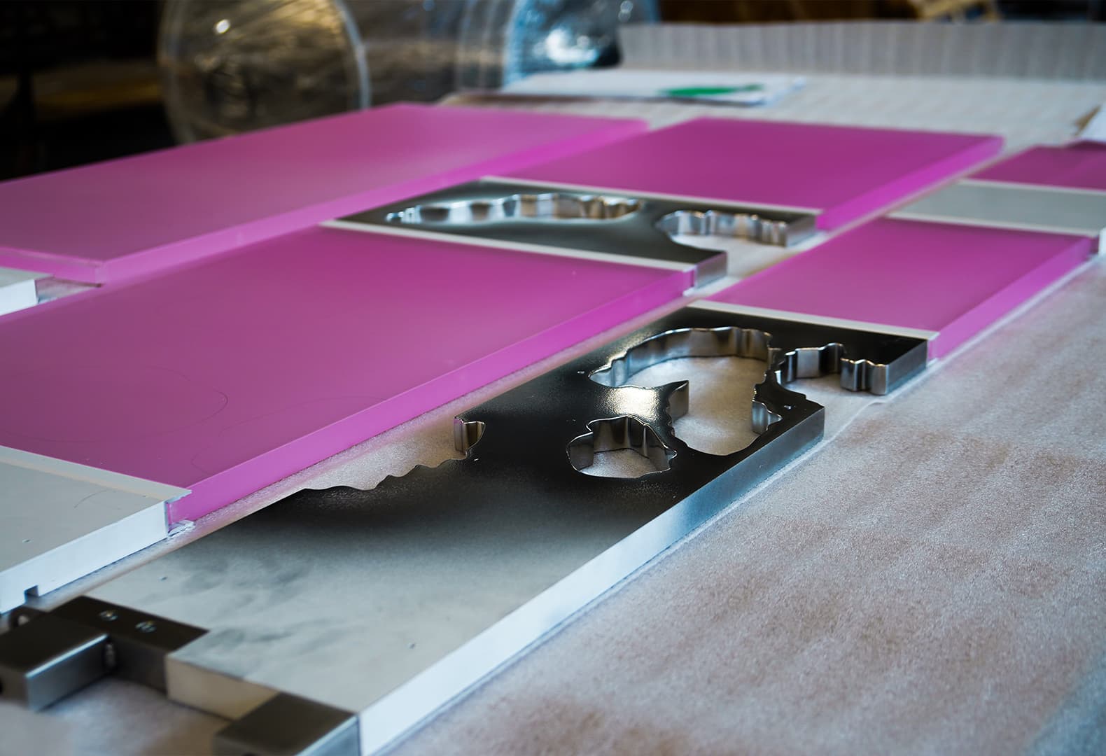 От идеи до прототипа: ширма SCREEN: SAKURA AND DOTS