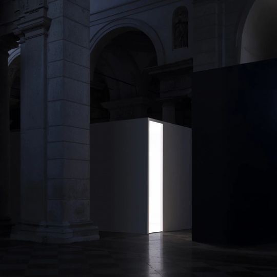 В галерее Volumnia открылась выставка Давиде Гроппи