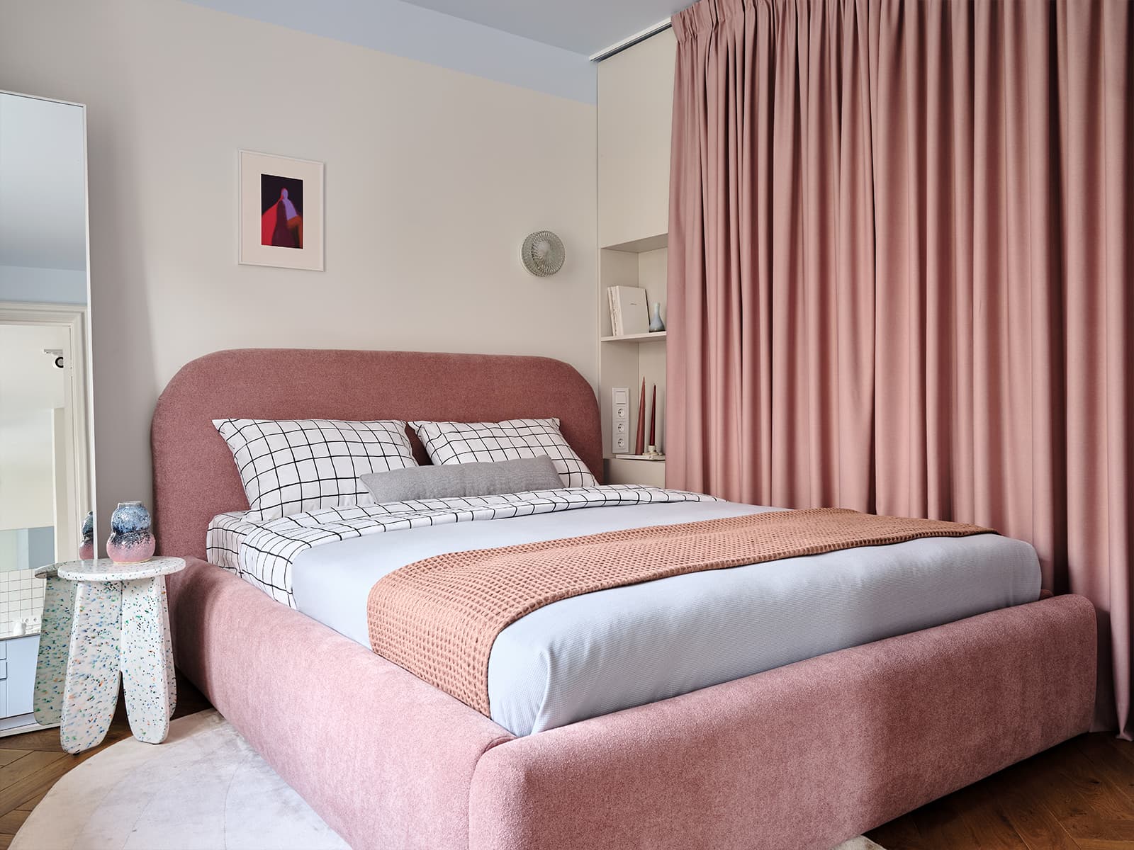 Нескучный интерьер квартиры с анфиладной планировкой – проект студии АРХИП