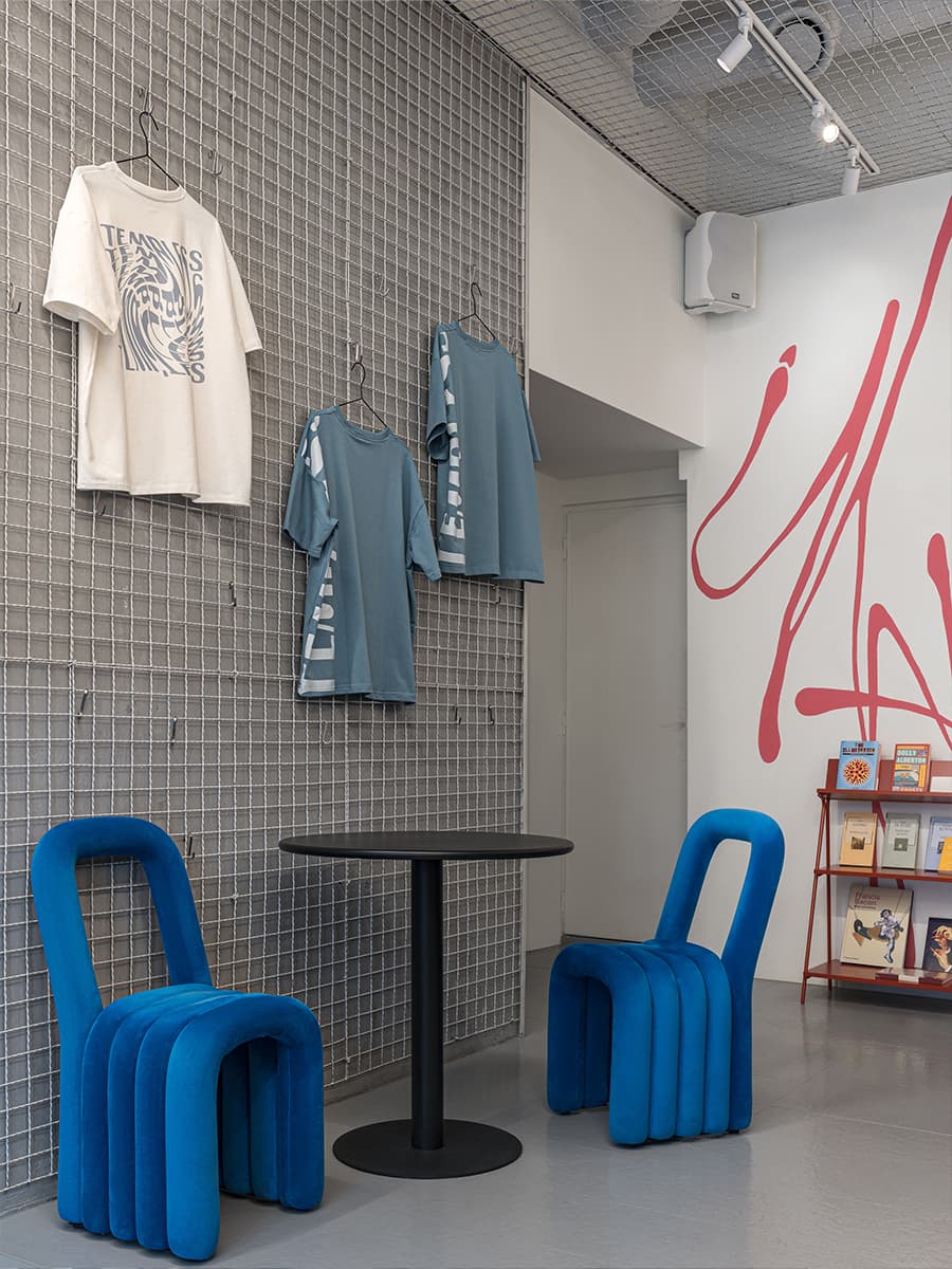 Красочный интерьер кофейни в Белграде — проект Ольги Богаткиной