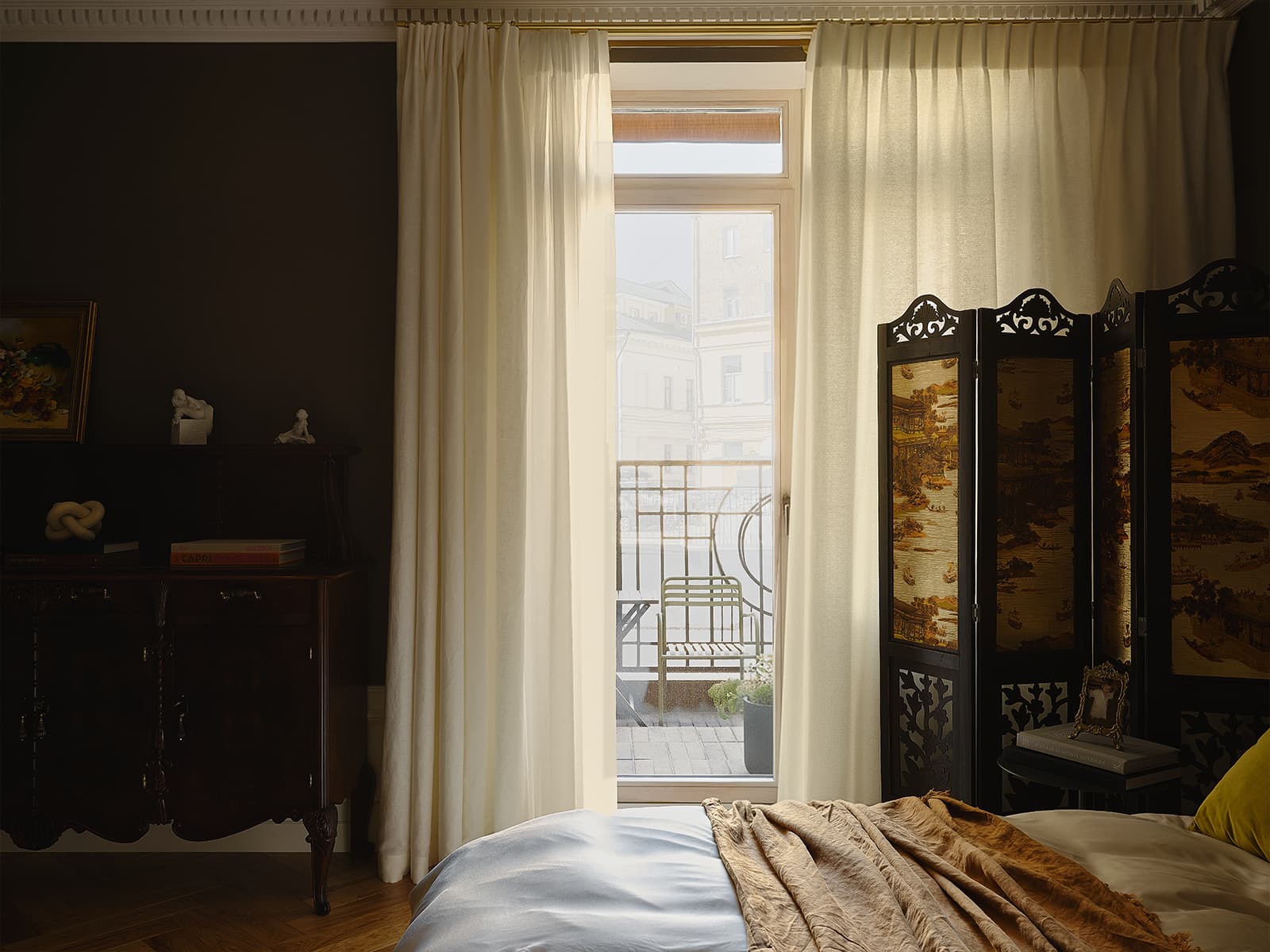 Колоритный интерьер квартиры с винтажными деталями — проект студии дизайна и декора MISURA HOME