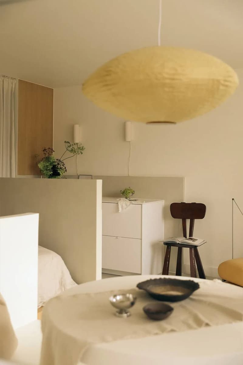 Функциональность в каждом квадратном метре маленькой квартиры в Париже — проект студии ōno