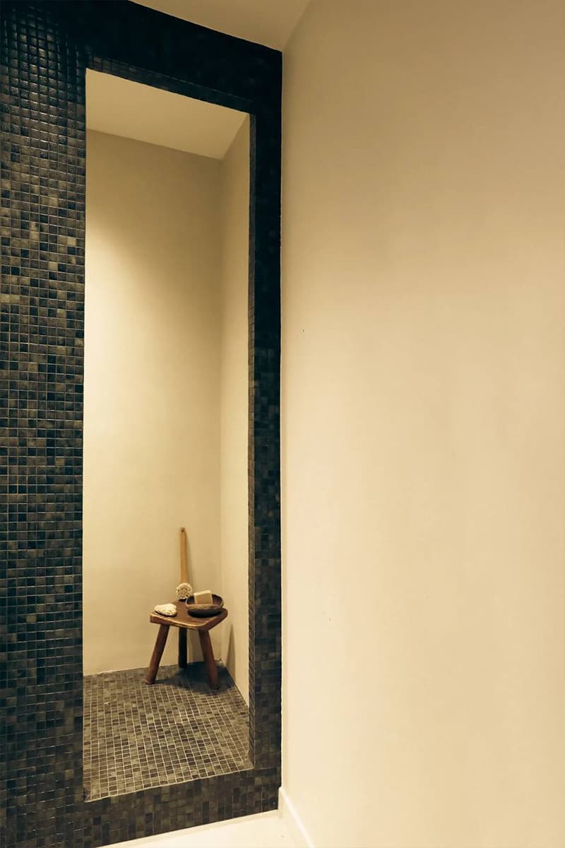 Функциональность в каждом квадратном метре маленькой квартиры в Париже — проект студии ōno