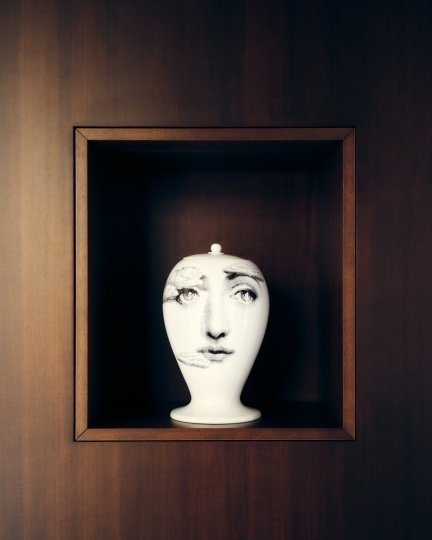 Студия ​Tutto Bene обновила миланский бутик ​Fornasetti