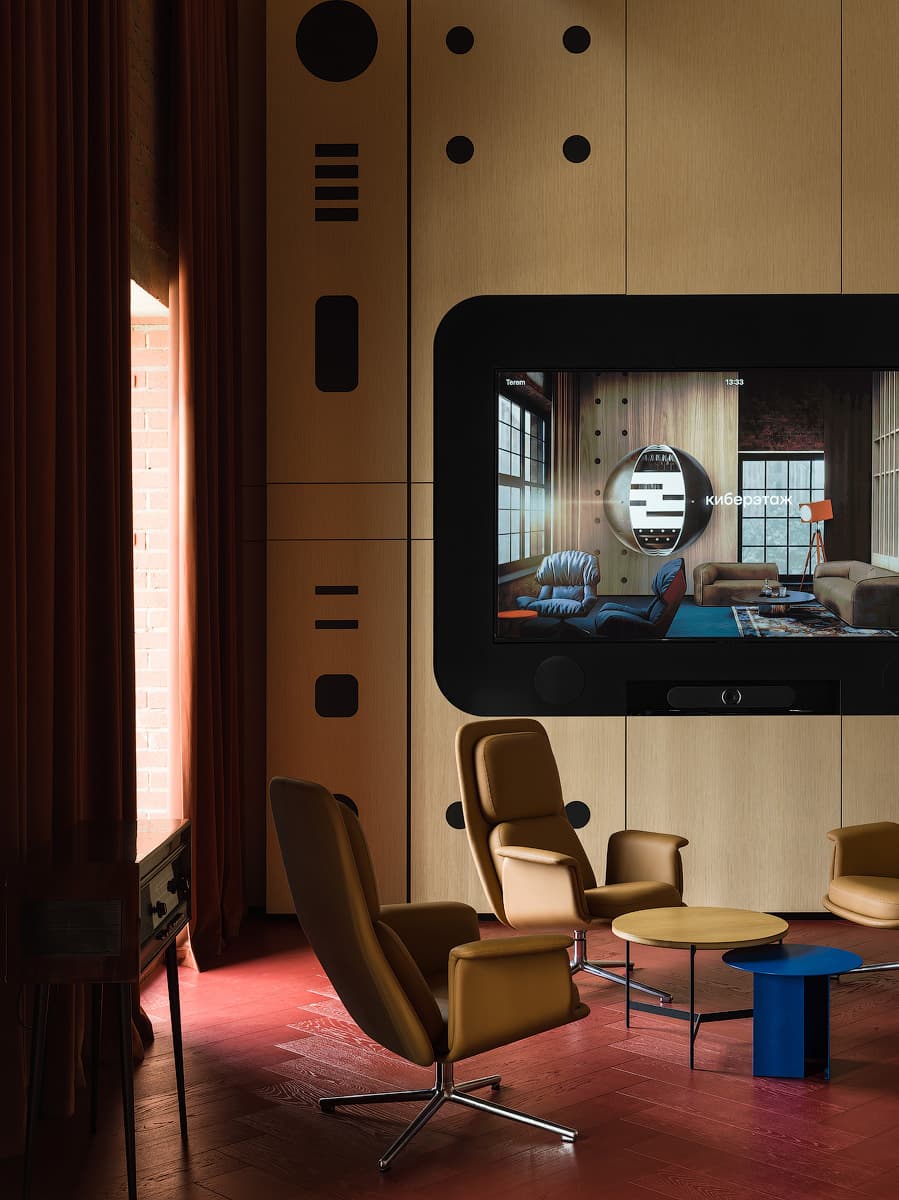 Динамичный интерьер «офиса будущего» в центре Москвы — проект VOX Architects