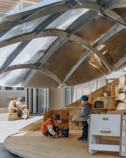 LUO Studio спроектировала миниатюрную общественную библиотеку