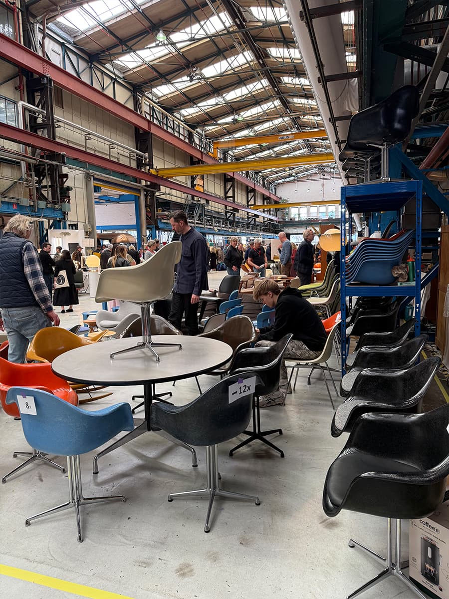 Между Eames и охотой за редкостью: репортаж с Design Icons Amsterdam