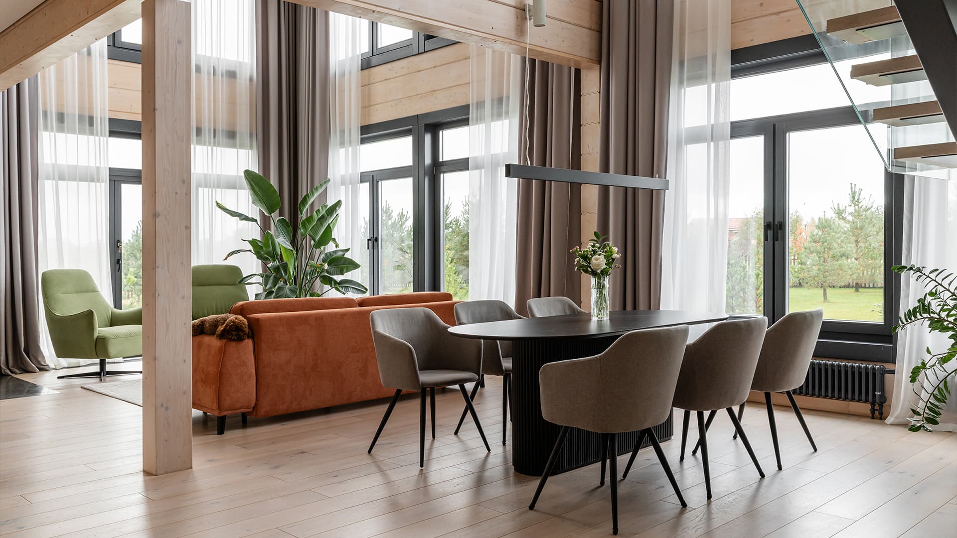 Теплые тона в интерьере загородного дома — проект Екатерины Беляковой