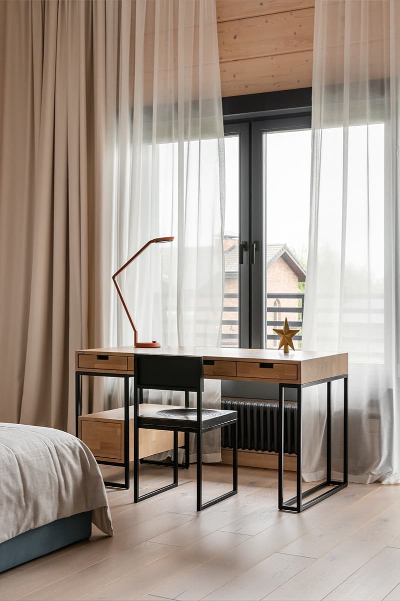 Теплота клееного бруса в интерьере загородного дома — проект Екатерины Беляковой