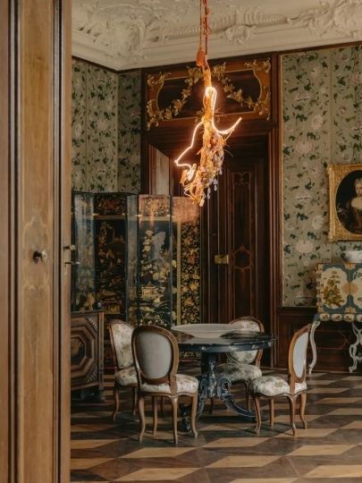 Schloss Hollenegg for Design проводит выставку, посвященную металлу