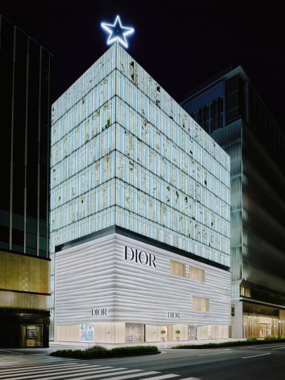 Су Фудзимото спроектировал магазин Dior в Осаке