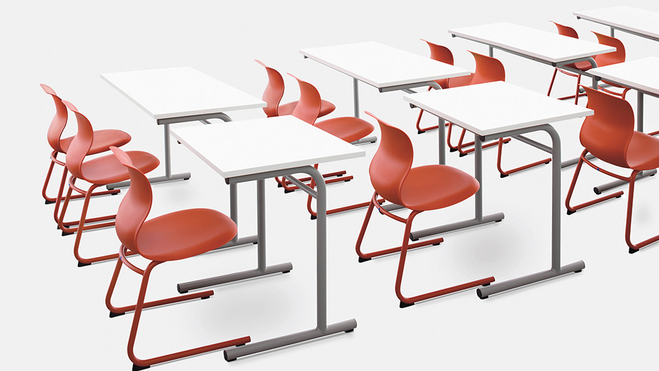 Стул и парта: как дизайнеры проектируют мебель для учебы