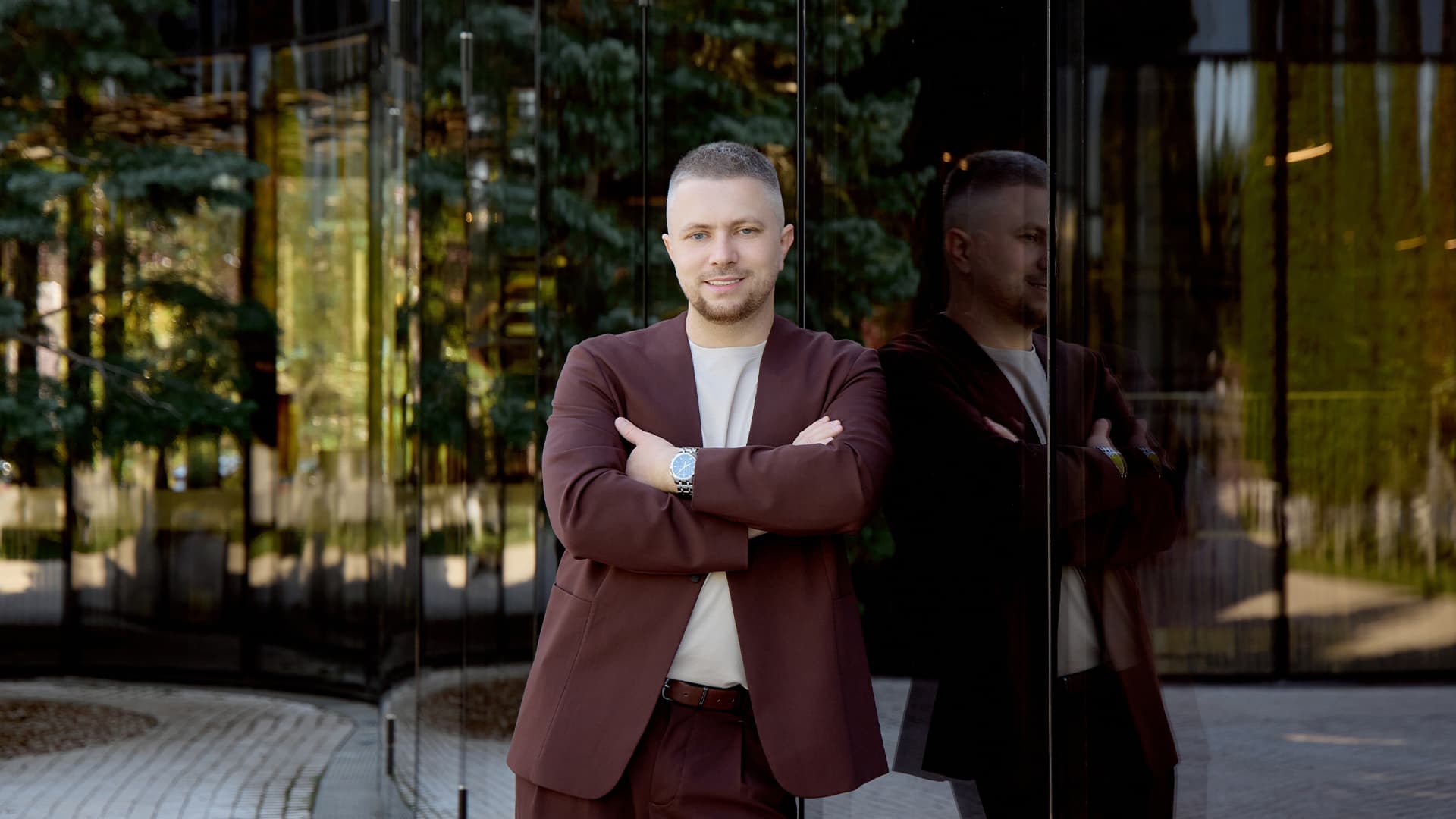 Александр Клочков, AIG: «При разработке Crystalvision мы делали ставку на то, как стекло воспринимается в реальном объекте»