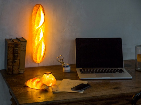 Дизайнер из Японии представил светильники из настоящего хлеба
