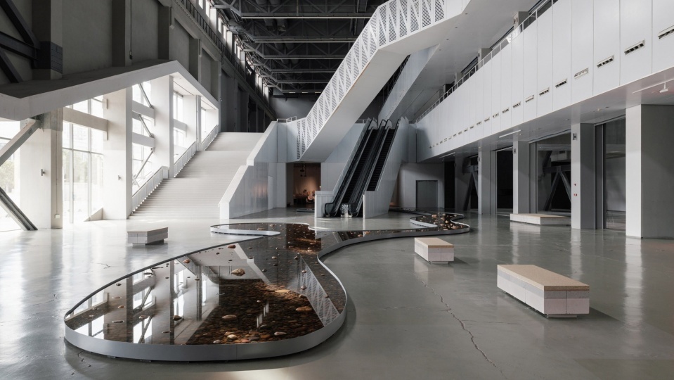 Open Architecture создала сценографию выставки Лины Бо Барди