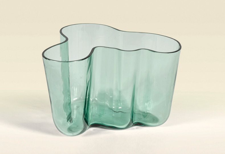 Стеклянная ваза, Алвар Аалто