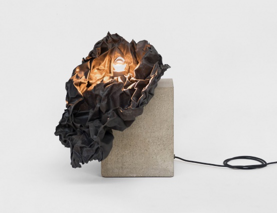 Дизайнеры студии JamesPlumb представили лампы из свинца и бетона
