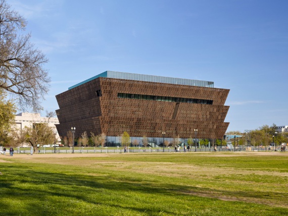 В Вашингтоне открылся Музей афроамериканской истории и культуры