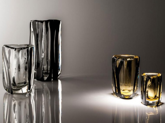 Питер Марино разработал дизайн стеклянных ваз для Venini