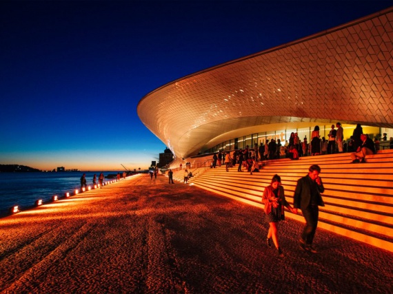В Лиссабоне открылся Музей искусства, архитектуры и технологий