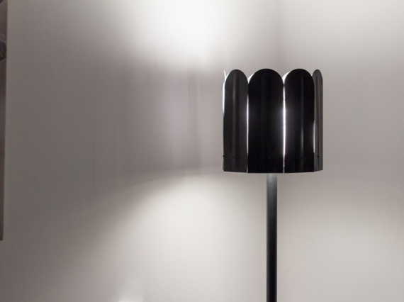 Дизайнеры из Валенсии сделали лампу с регулируемым типом освещения