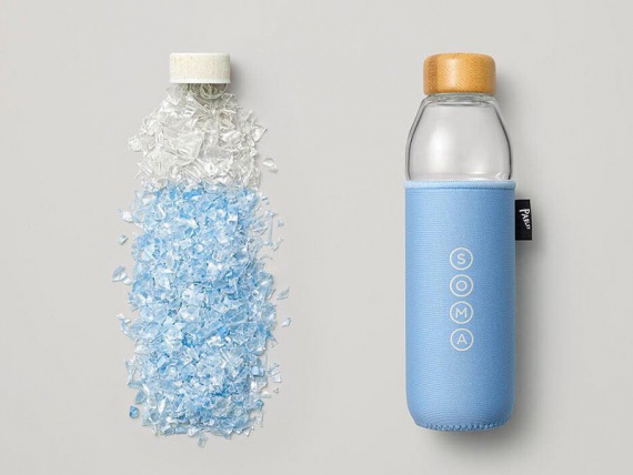 Дизайнеры превращают пластиковые отходы в многоразовые бутылки