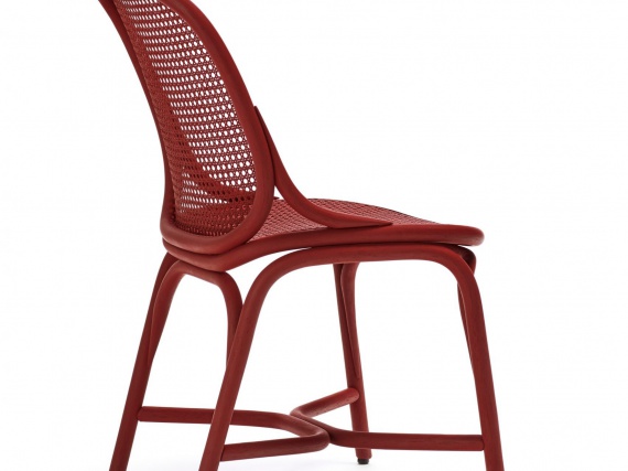 Хайме Айон создал коллекцию стульев для Expormim