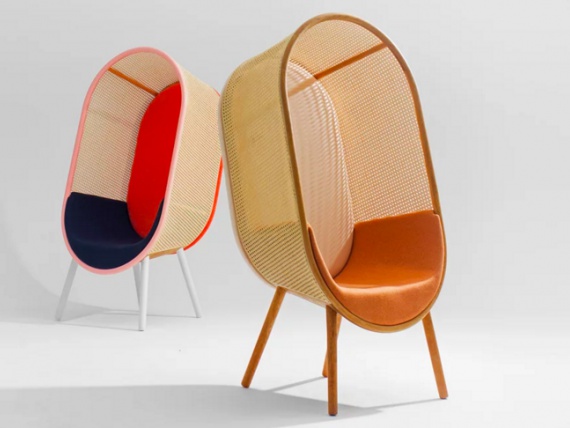 Датские дизайнеры сделали кресло-кокон из ротанга