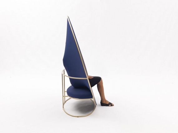Эмануэле Маджини назвал стул в честь художника Аниша Капура