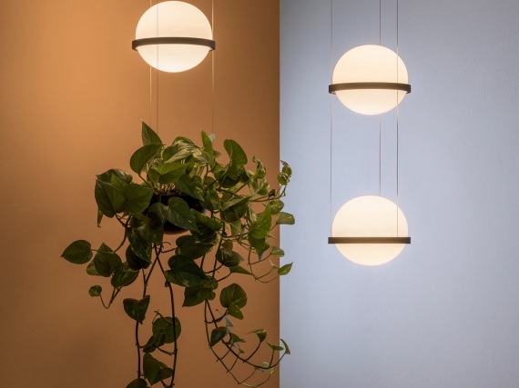 Дизайнеры Vibia сделали светильники с горшками для растений