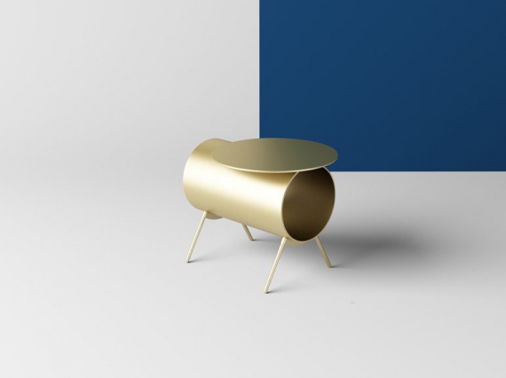 Китайский дизайнер создал стол-«свинью-копилку»