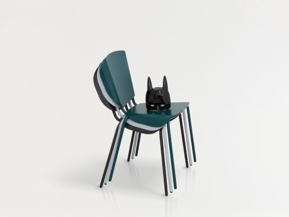 Дизайнер Констанс Гиссе сделала стул для Бетмена