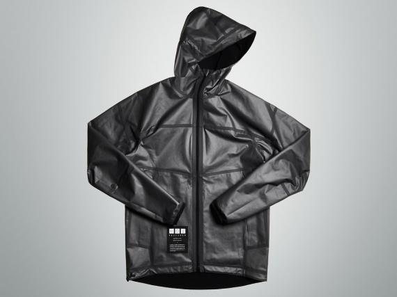 Компания Vollebak представила первую в мире куртку из графена