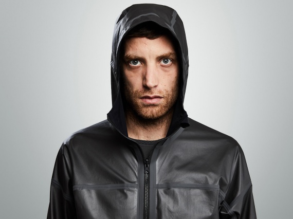 Компания Vollebak представила первую в мире куртку из графена